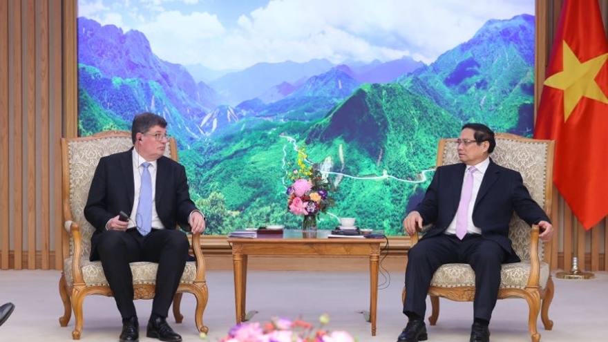 Vietnam to increase multi-faceted cooperation with Finland